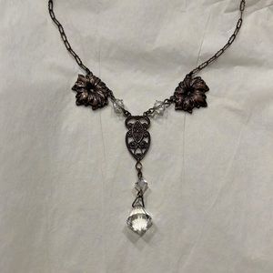 Symmetrical crystal necklace